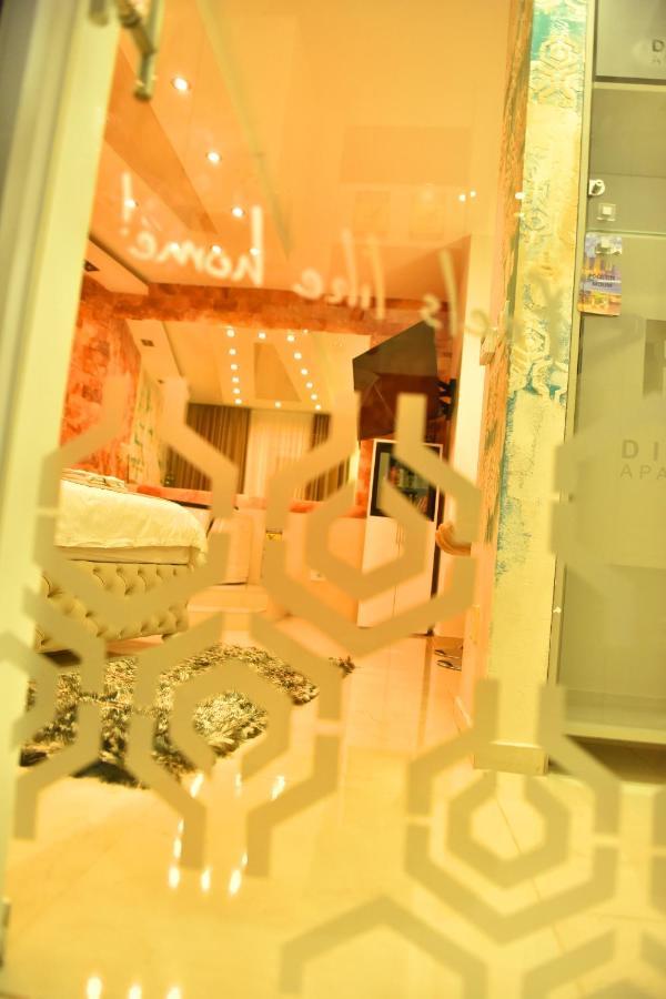 Design Apartment Premium Spa Lux 4 Star "Dubai" Completely Private Wellness & Spa Free Included Sauna & Jacuzzi & Salt Wall & Fire Place & 3D Ceilings & Business Wifi & Netflix & Keyless Code Entry & Full Smart App & Secure 2 Parking Place Ćuprija 外观 照片